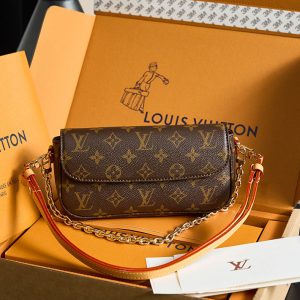 ヴィトン チェーンウォレット 使い勝手