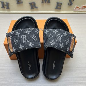 ルイヴィトン サンダル 新作