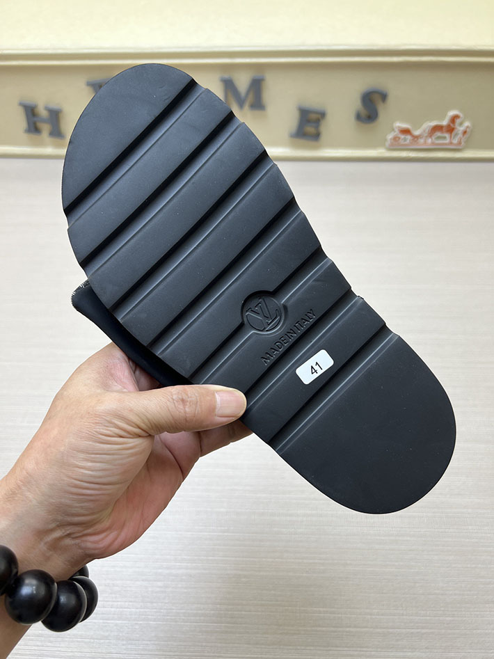 メンズ・レディース兼用 ルイヴィトン サンダル Louis Vuitton x TM プールピロー ミュール 2629015 ルイヴィトン 靴 デニム - 画像 (4)