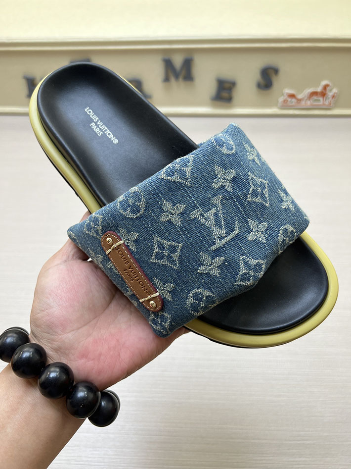 メンズ・レディース兼用 ルイヴィトン サンダル Louis Vuitton x TM プールピロー ミュール 2629015 ルイヴィトン 靴 デニム - 画像 (3)