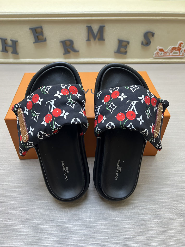 ルイヴィトン 靴 黒