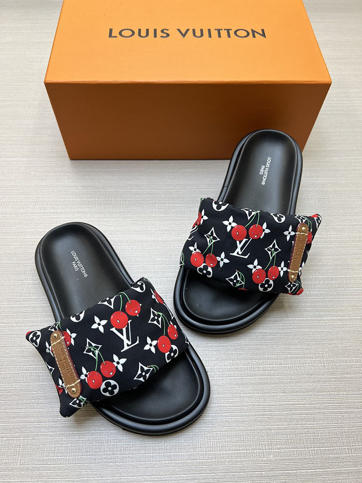 メンズ・レディース兼用 ルイヴィトン サンダル Louis Vuitton x TM プールピロー ミュール 2629017 ルイヴィトン 靴 黒 - 画像 (2)