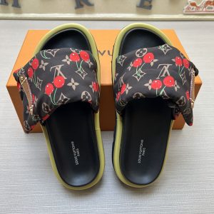 ヴィトン サンダル モノグラム