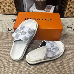 ルイヴィトン 靴 白