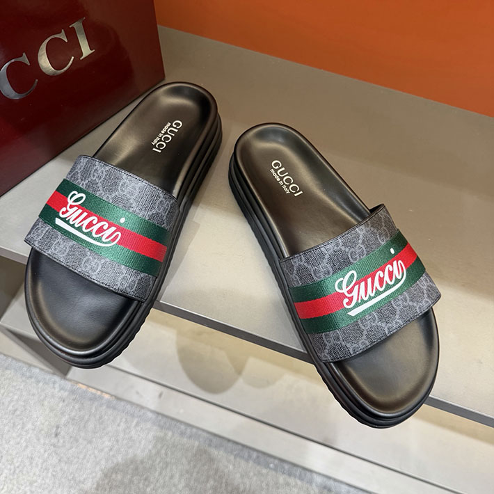 グッチ直営アウトレット店 GUCCI ラバーメンズ スライドサンダル シューズ 2629084 グッチサンダル値段 - 画像 (8)
