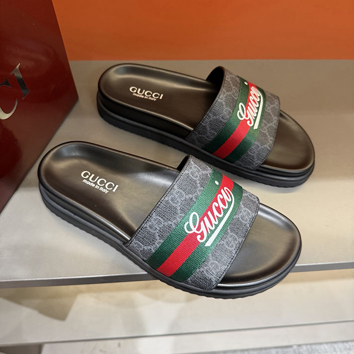グッチ直営アウトレット店 GUCCI ラバーメンズ スライドサンダル シューズ 2629084 グッチサンダル値段 - 画像 (2)