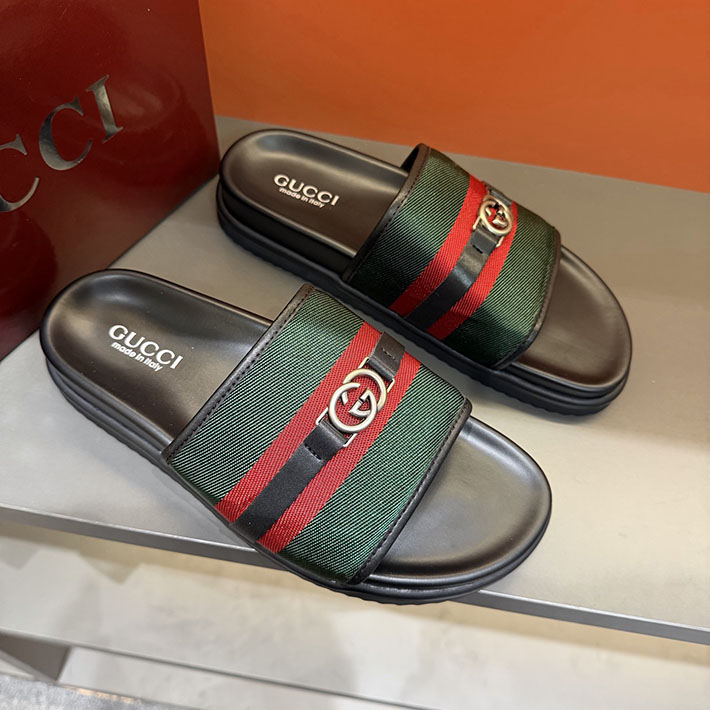 グッチ直営アウトレット店 GUCCI ラバーメンズ スライドサンダル シューズ 2629085 グッチ シューズ サンダル - 画像 (2)
