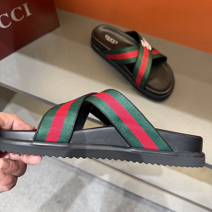 グッチ直営アウトレット店 GUCCI サンダル メンズ ウェブストライプ ビーチサンダル 2629087 グッチ 靴 メンズ - 画像 (5)
