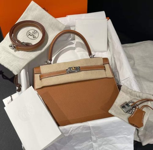 エルメス ケリーバッグ レディース HERMES ケリー25 外縫い ゴールド ヴォーエプソン シルバー金具 2630370 ケリー25 外縫い 定価 photo review