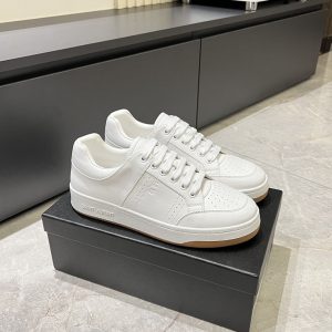 スニーカー メンズ おしゃれ 20代