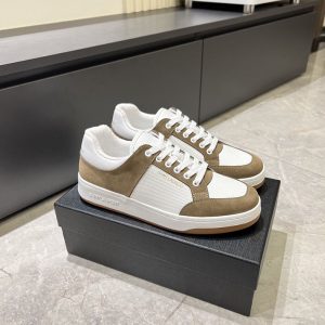 スニーカー 激安 アウトレット