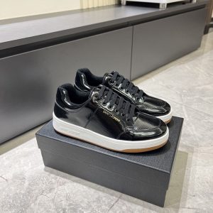 スニーカー 安い 店 大阪