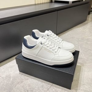 スニーカー かっこいい ブランド