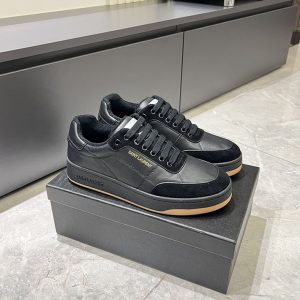 スニーカー 人気ブランドランキング