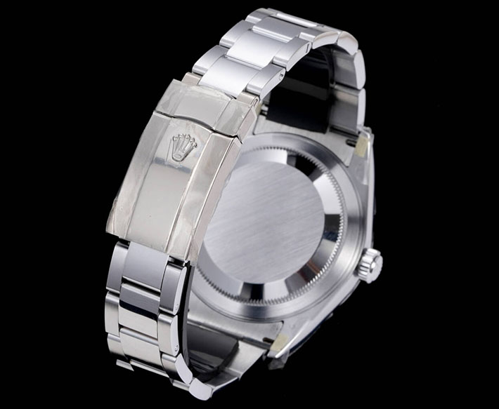 最高級ロレックススーパーコピー ROLEX Sky Dweller スカイドゥエラー ブライトブルー 2630146 ロレックス 価格 安い順 - 画像 (8)