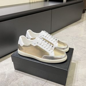 スニーカー メンズ おしゃれ 大人