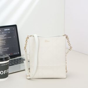 ディオール バッグ 安い