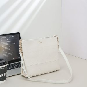 ディオール バッグ 安い順