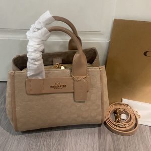 コーチ バッグ 人気