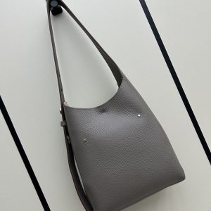 トリーバーチ ホーボーバッグ 口コミ