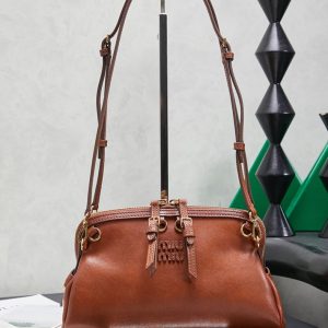 ミュウミュウ バッグ 新作