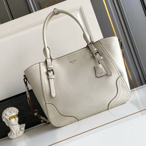 プラダ トートバッグ 人気