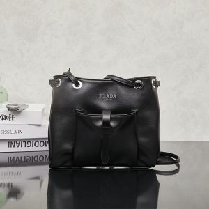 プラダ 斜 めがけ バッグ アウトレット