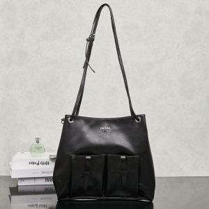 プラダ ミニ ショルダーバッグ