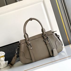 プラダ トートバッグ レディース