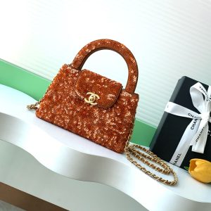 シャネル バッグ 値段