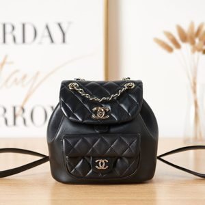 シャネル リュック 新作