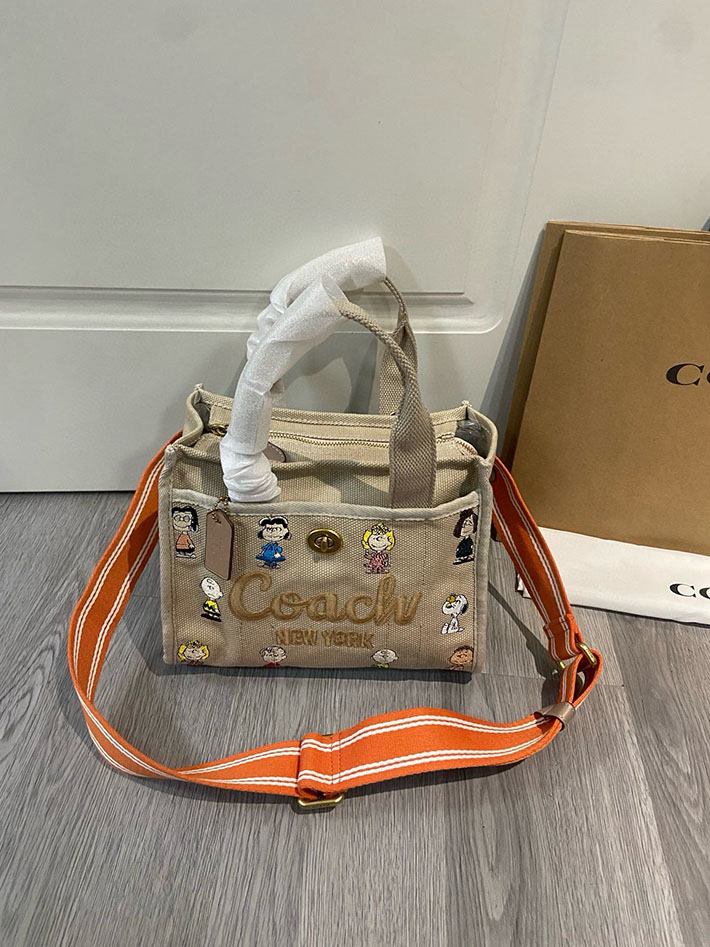 最高級コーチスーパーコピー COACH スヌーピー ピーナッツ コラボ トート バッグ ショルダーバッグ ベージュ 2629324 コーチ トートバッグ キャンバス - 画像 (7)