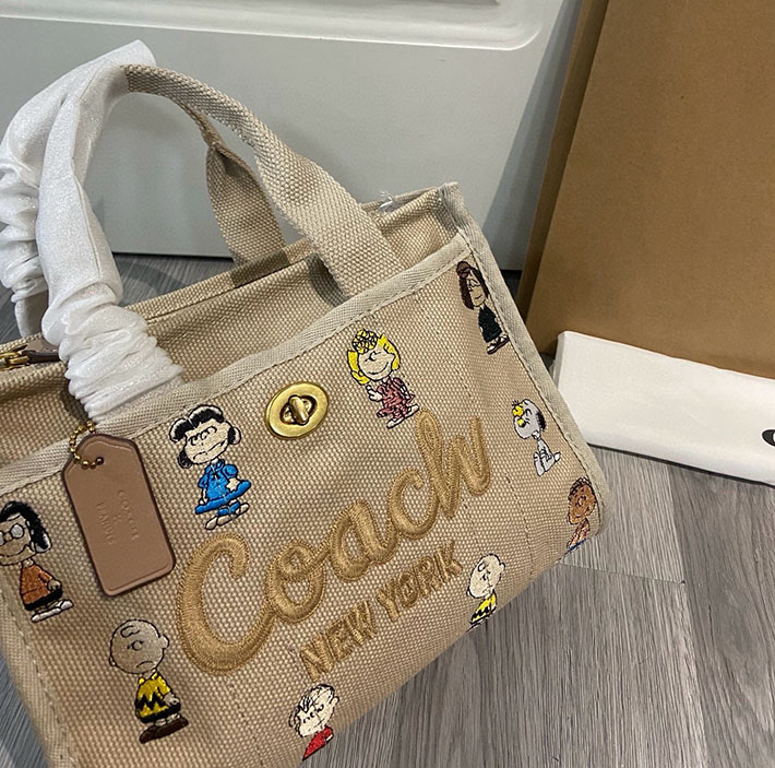 最高級コーチスーパーコピー COACH スヌーピー ピーナッツ コラボ トート バッグ ショルダーバッグ ベージュ 2629324 コーチ トートバッグ キャンバス - 画像 (6)