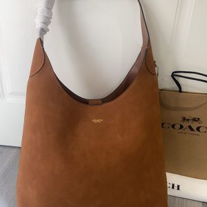 コーチ バッグ アウトレット