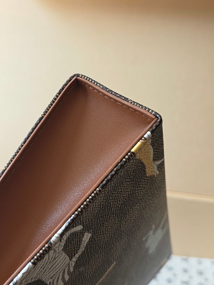 ルイヴィトン販売店舗 バッグ レディース LV Pochette Voyage MM x The Darjeeling Limited N40897 ルイヴィトン バッグ 新作 - 画像 (7)