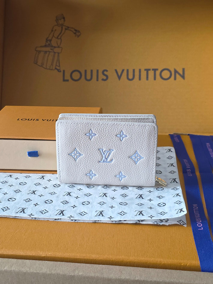 ルイヴィトン販売店舗 財布 レディース LV ポルトフォイユ・クレア モノグラム・ミルキーホワイト、ブルー M28274 ルイヴィトン 財布 新作 - 画像 (9)