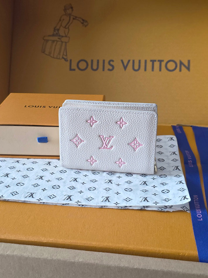 ルイヴィトン販売店舗 財布 レディース LV ポルトフォイユ・クレア モノグラム・ミルキーホワイト、ピーチ M28275 ヴィトン 財布 ピンク モノグラム - 画像 (11)