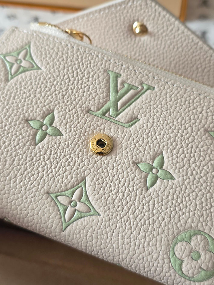 ルイヴィトン販売店舗 財布 レディース LV ポルトフォイユ・ヴィクトリーヌ ミルキーホワイト、グリーン M28249 ルイヴィトン 三 つ折り財布 レディース - 画像 (3)