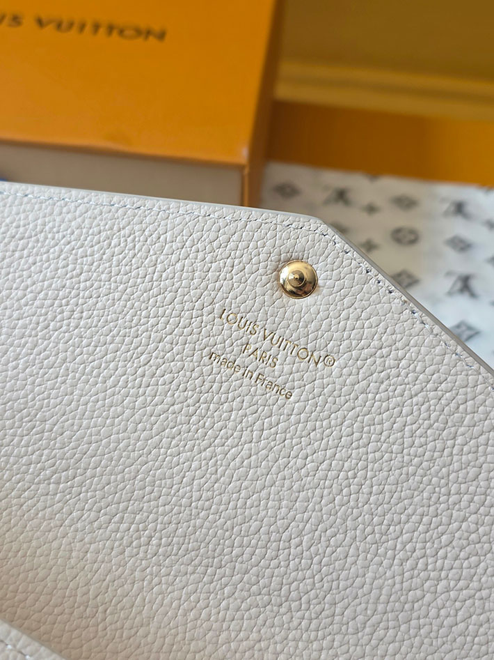 ルイヴィトン販売店舗 財布 レディース LV ポルトフォイユ・サラ モノグラム・ミルキーホワイト、ピーチ 2629349 ルイヴィトン 長財布 レディース 新作 - 画像 (4)