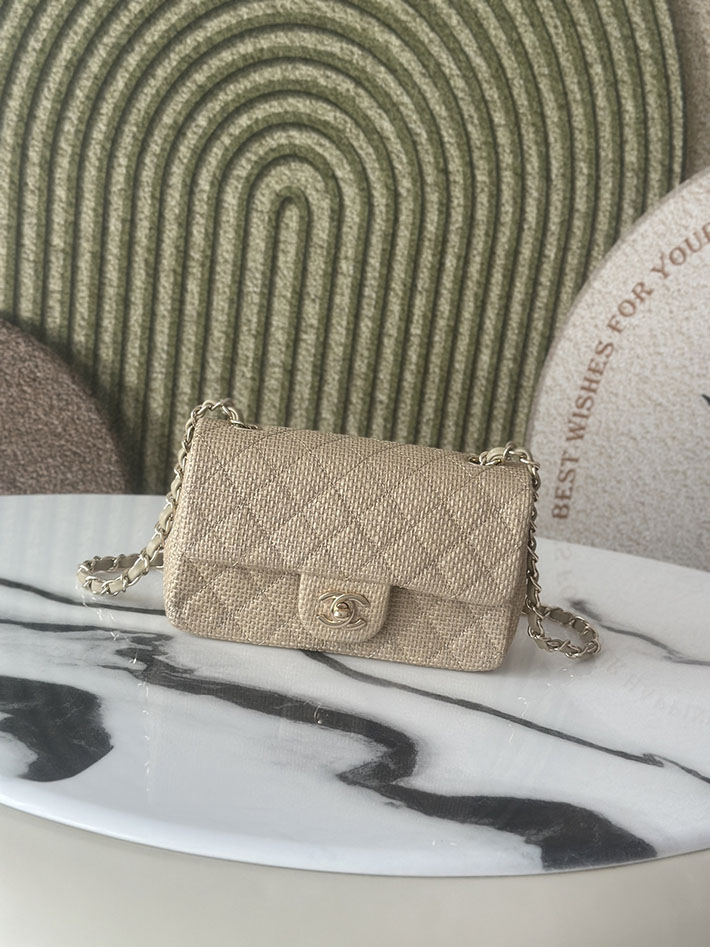 シャネル マトラッセ ミニ