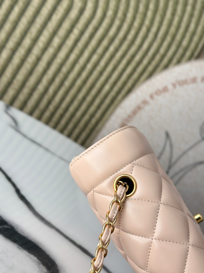 シャネル 新作バッグ 2026 CHANEL マトラッセ ダイアナ チェーンショルダー 22cm ベージュ 2629363 シャネル バッグ 安い順 - 画像 (5)