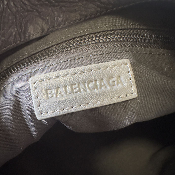 バレンシアガ バッグ 人気 レディース BALENCIAGA Le City Moto Medium leather shoulder bag グレー 2629368 バレンシアガ バッグ 安い - 画像 (3)