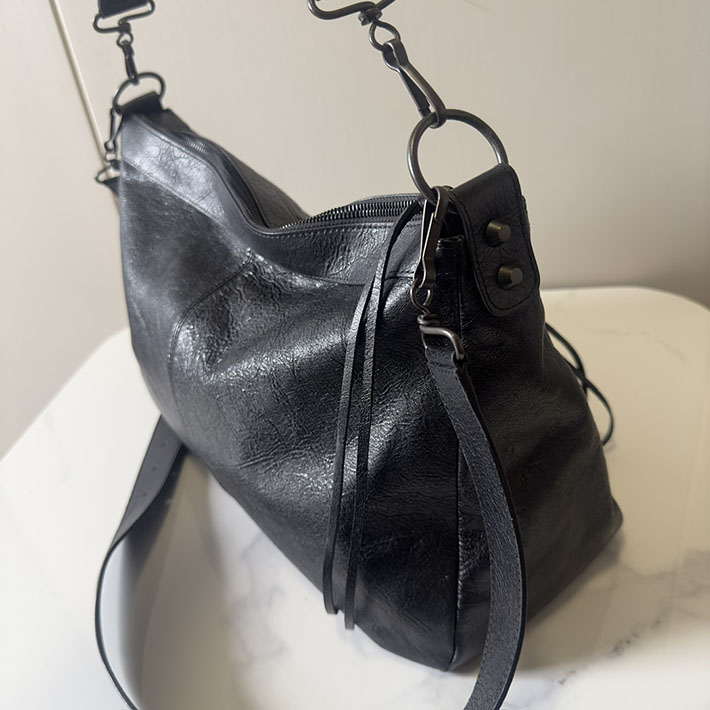 バレンシアガ バッグ 人気 レディース BALENCIAGA Le City Moto Medium leather shoulder bag ブラック 2629369 バレンシアガ風 バッグ - 画像 (8)