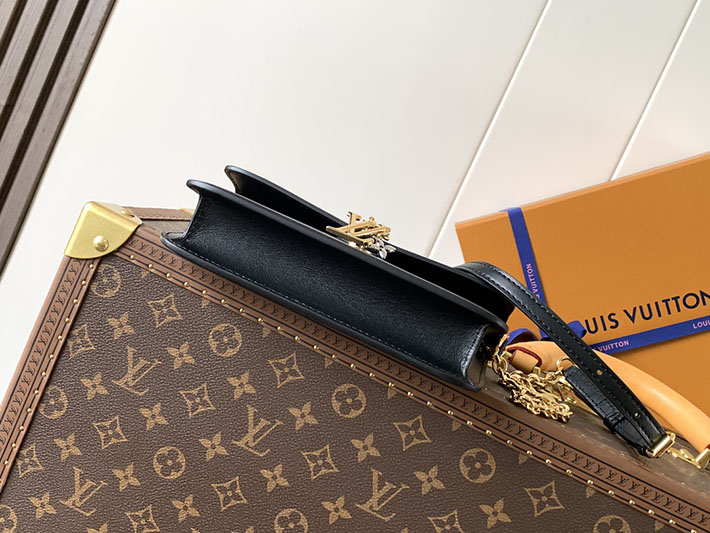 ルイヴィトン販売店舗 バッグ レディース LV ウォレット オン チェーン・LV ブルーム ブラック M14564 ルイヴィトン 斜 めがけ 人気 - 画像 (7)
