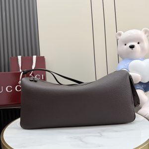 グッチ ショルダーバッグ 斜 めがけ レディース