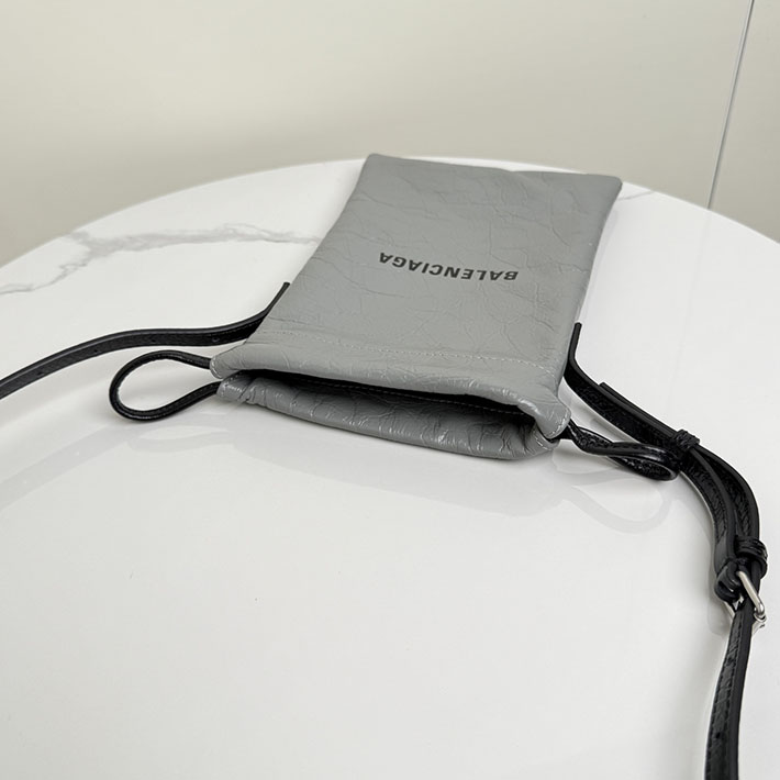 バレンシアガ バッグ 人気 レディース BALENCIAGA Shopper フォンホルダー グレー 8529302ABH61160 バレンシアガ バッグ ショルダー ミニ - 画像 (5)
