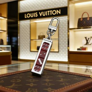 ヴィトン キーホルダー メンズ