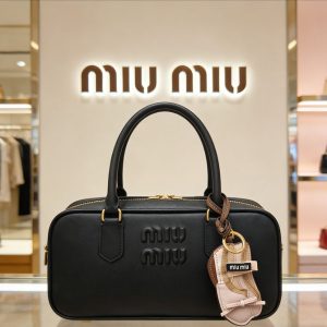 Miumiu バッグチャーム