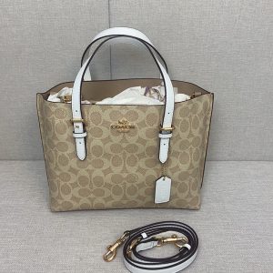 コーチ トートバッグ 新作