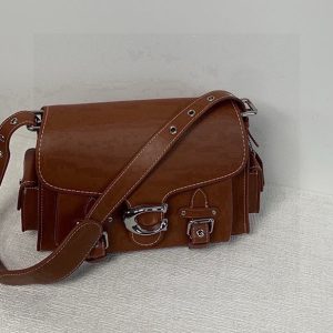 コーチ ショルダーバッグ 小さめ